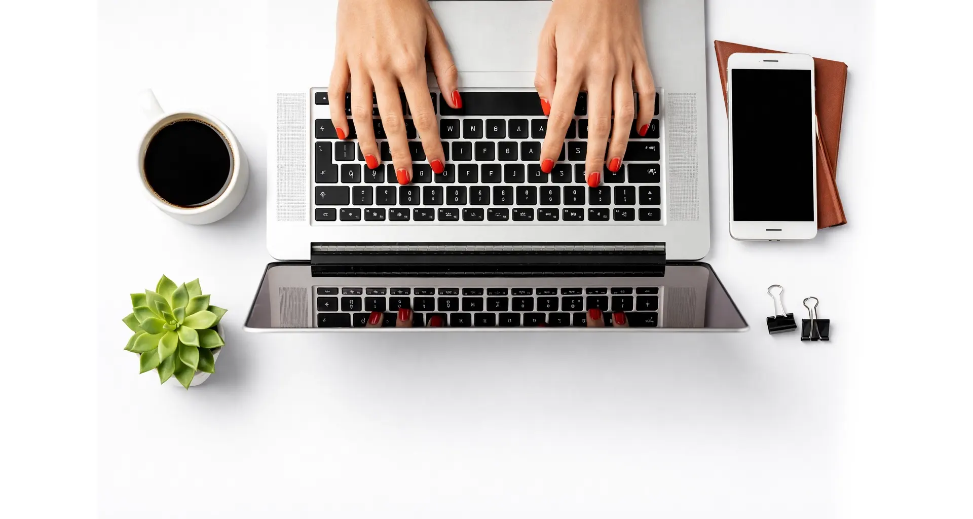 Contáctenos - Consultora tributaria en Quito, asesores financieros Ecuador, outsourcing contable